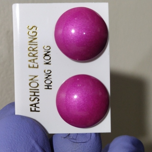 Retro 1980s Pink Enameled Metal Dome Stud Earrings – Stylish Women's Jewelry - Picture 4 of 6